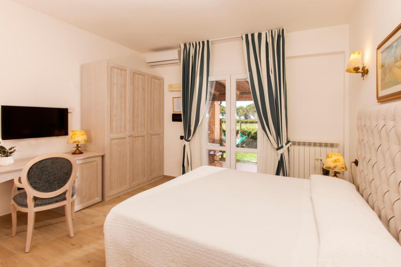 Aparthotel Fattoria Maremmana Marina di Grosseto Exterior foto