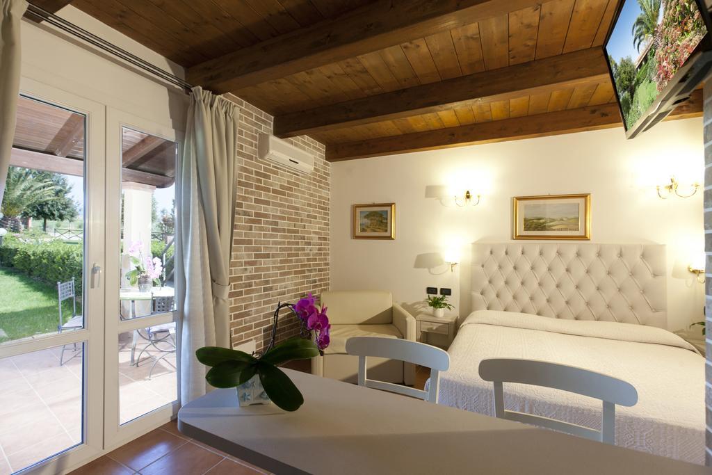 Aparthotel Fattoria Maremmana Marina di Grosseto Exterior foto