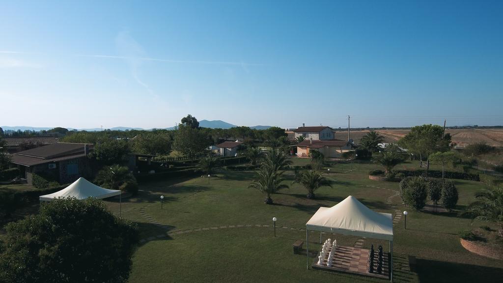 Aparthotel Fattoria Maremmana Marina di Grosseto Exterior foto